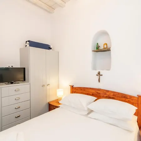 Appartamento Axas House Stení